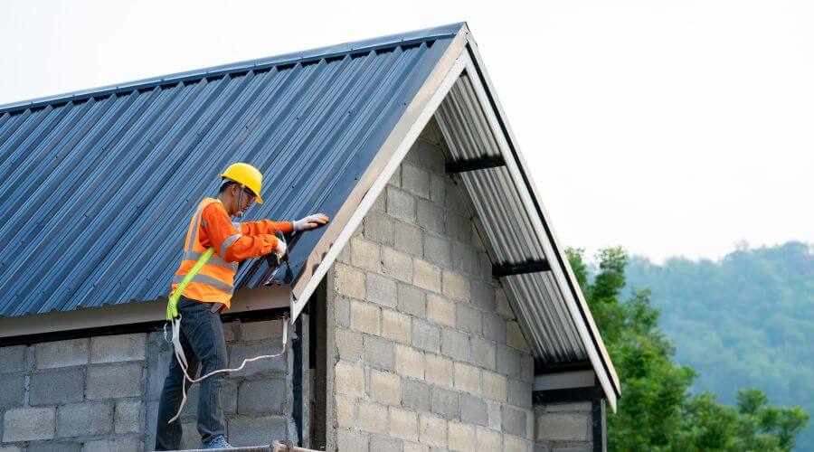 Expert flood damage restoration services in Gildford, MT